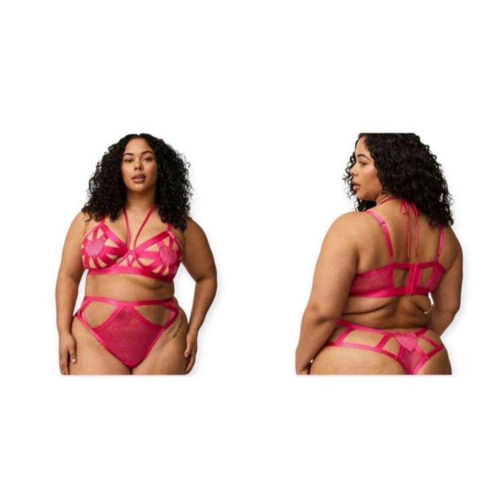 Womens Torrid Strappy Heart Open Cup Bra Pink size 0 NWT